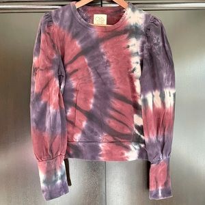 NWOT CHASER BURGUNDY + NAVY TIE DYE PUFF SLEEVE TOP